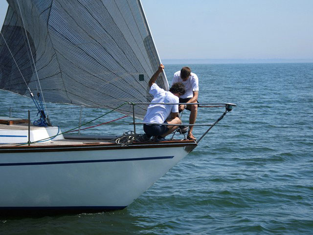 Sail training in the Whitsundays